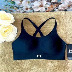 Under Armour Sports Bra size M #1